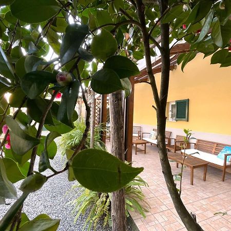 Affittacamere Creuza De Mae Levanto Bagian luar foto
