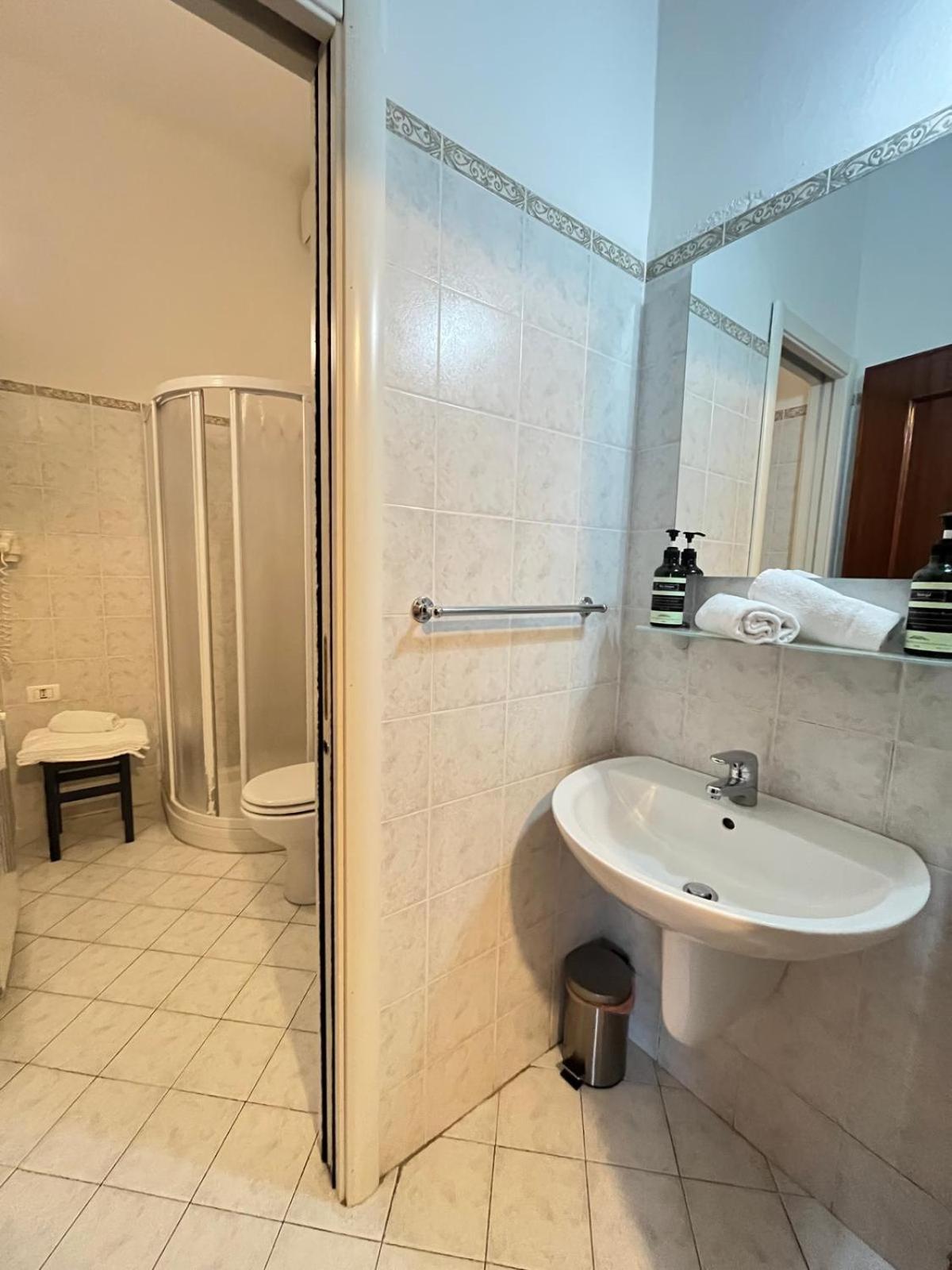 Affittacamere Creuza De Mae Levanto Bagian luar foto